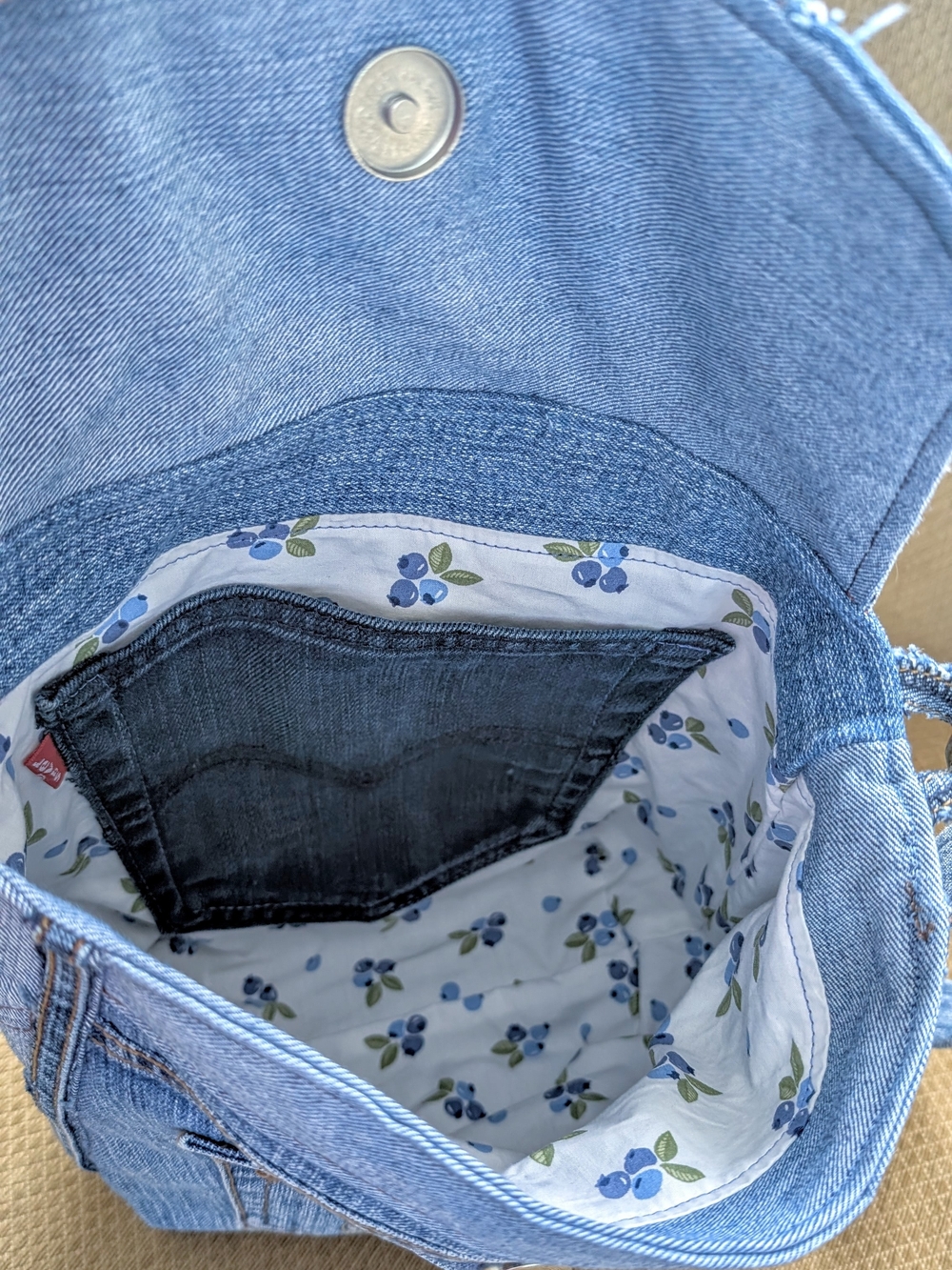 Handmade Upcycled Denim Crossbody Bag - Picture 4 of 4